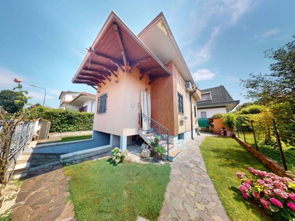 casa indipendente in vendita ad Inzago