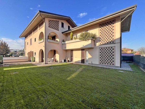 appartamento in vendita ad Inzago