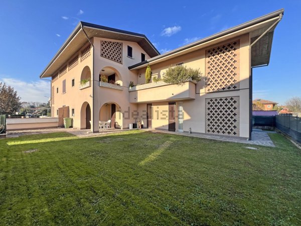appartamento in vendita ad Inzago