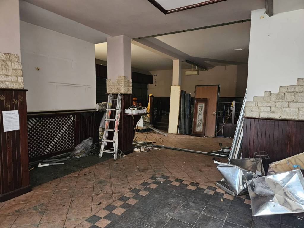 negozio in vendita ad Inzago