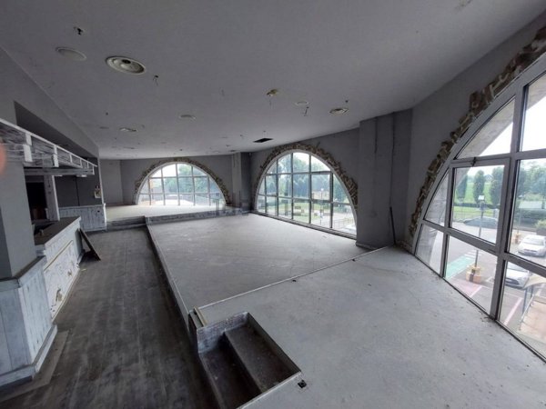 locale commerciale in vendita ad Inzago