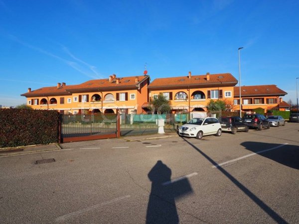 appartamento in vendita ad Inzago