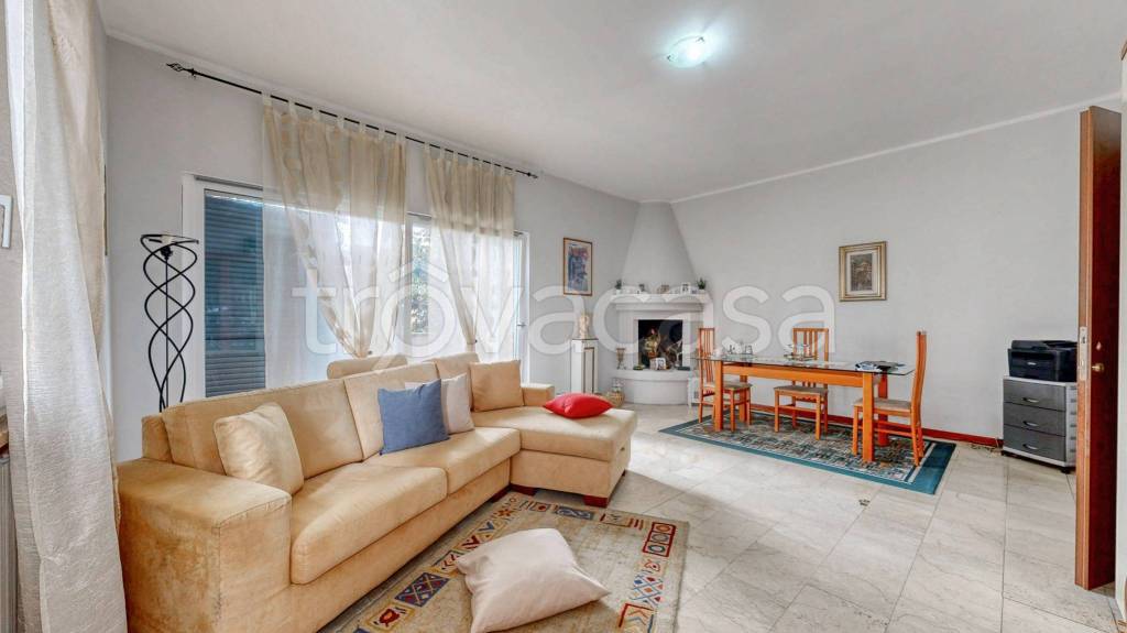 appartamento in vendita ad Inzago