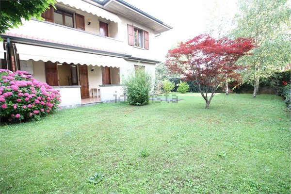 appartamento in vendita ad Inzago