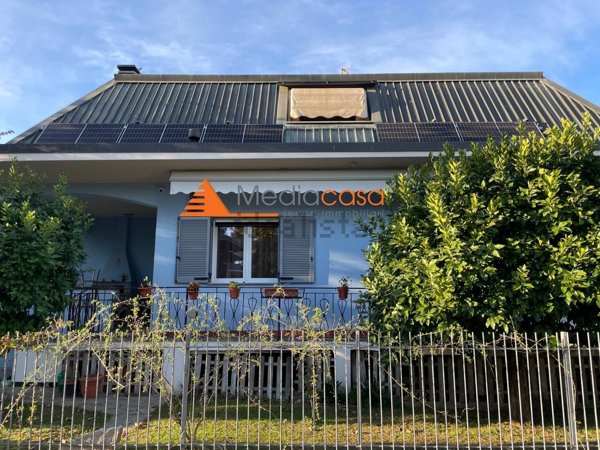 casa indipendente in vendita ad Inzago