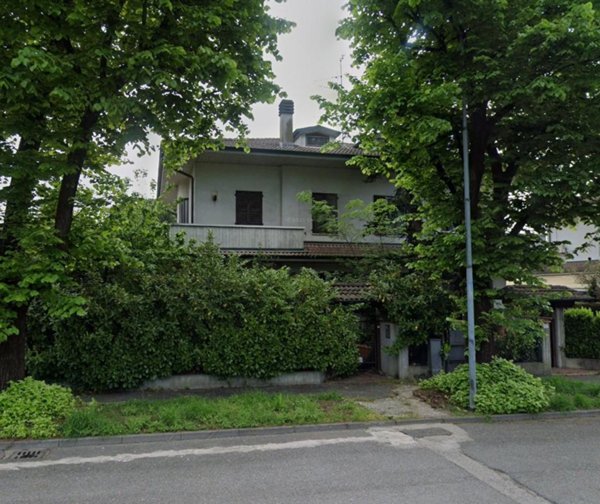 casa indipendente in vendita ad Inzago