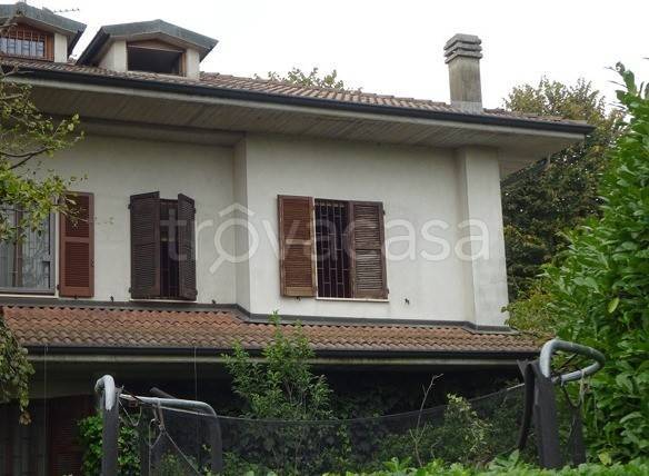 appartamento in vendita ad Inzago