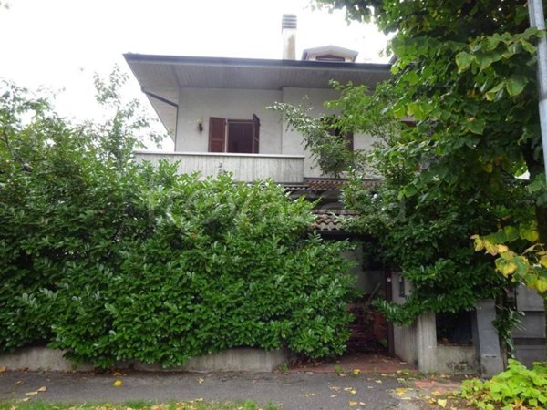 casa indipendente in vendita ad Inzago