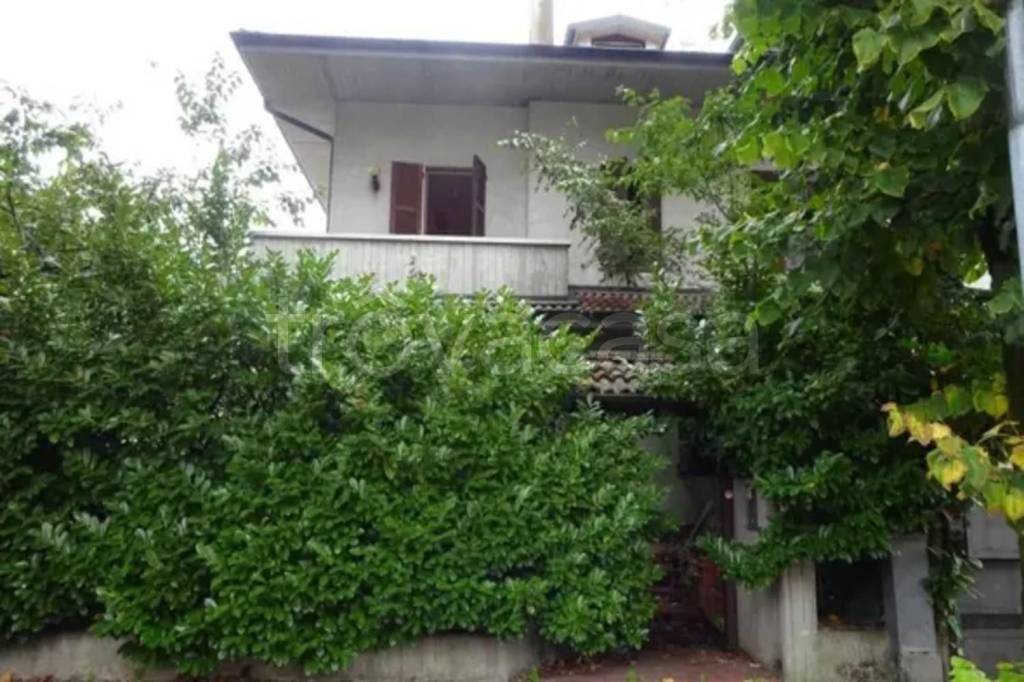 casa indipendente in vendita ad Inzago