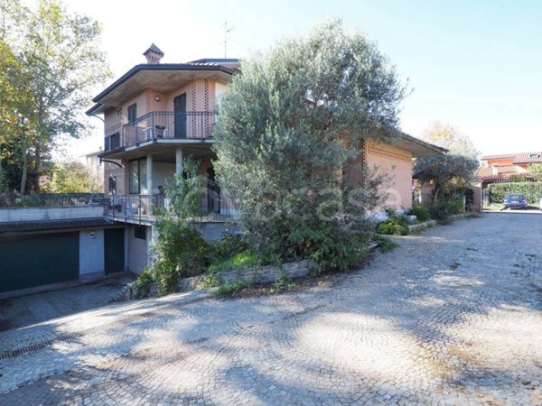 appartamento in vendita ad Inzago