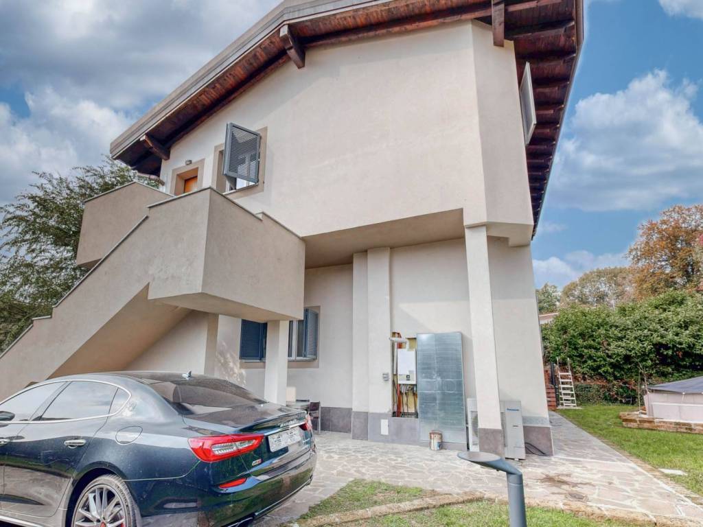 casa indipendente in vendita ad Inzago