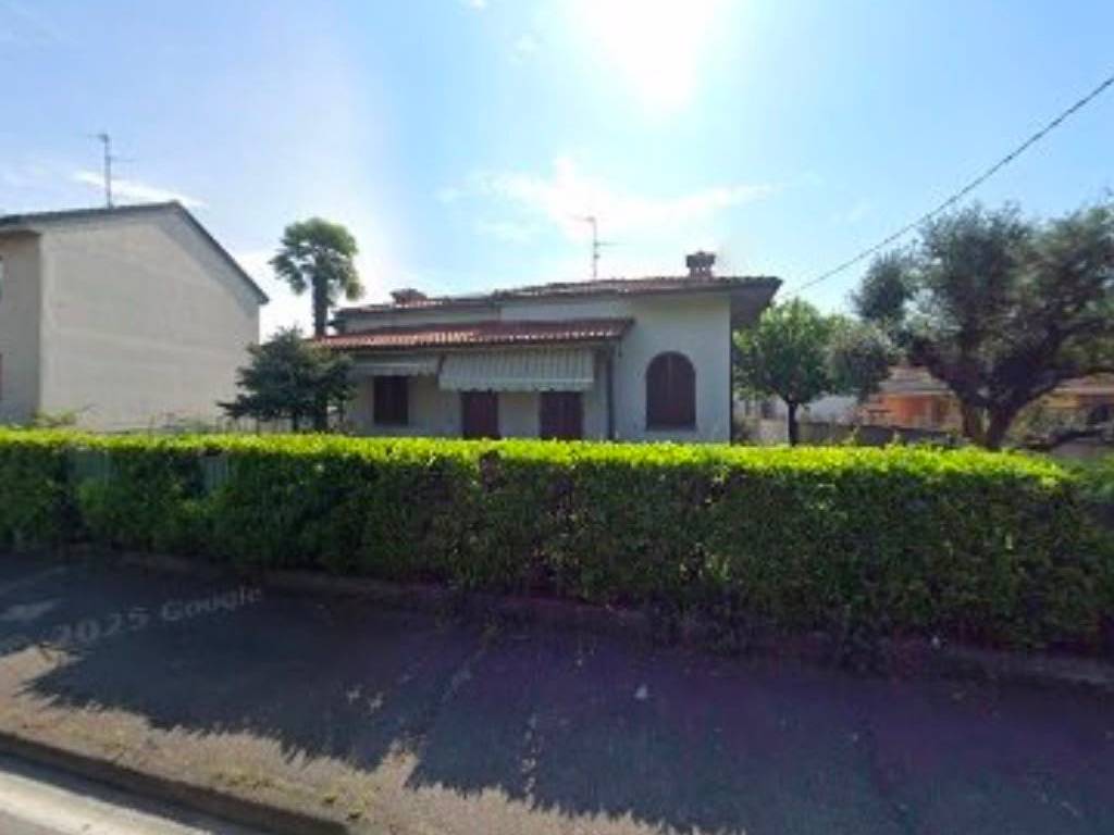 casa indipendente in vendita ad Inzago