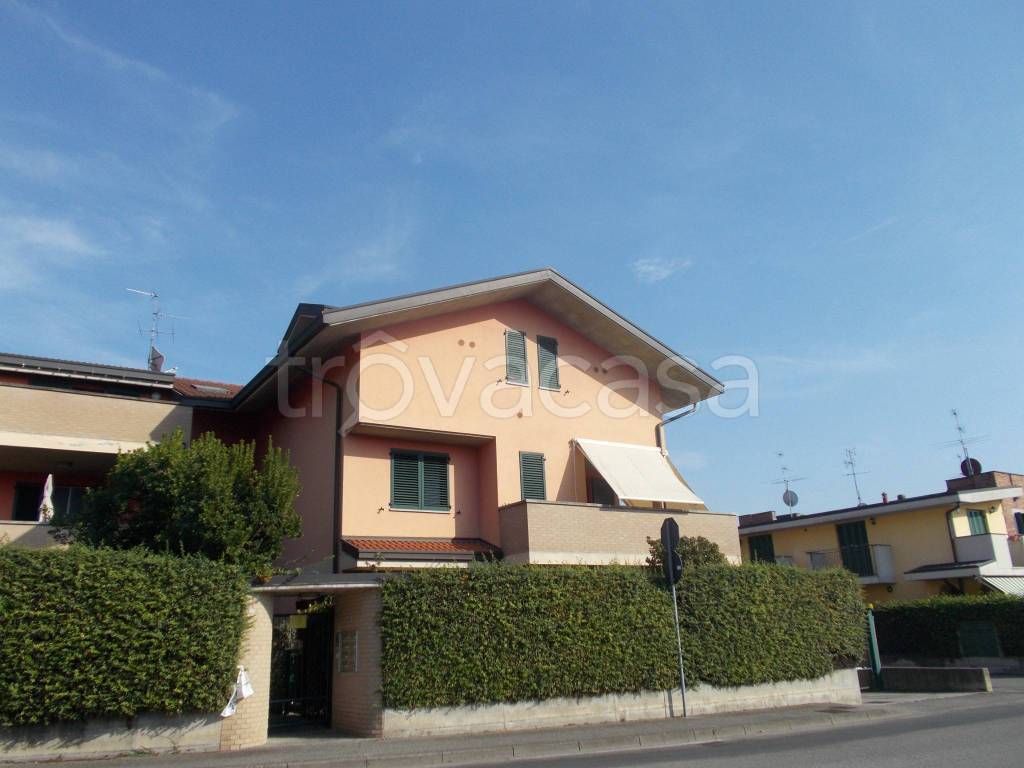 appartamento in vendita ad Inzago