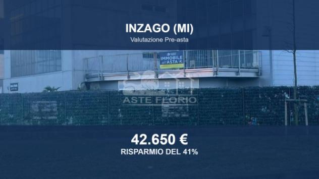 locale commerciale in vendita ad Inzago