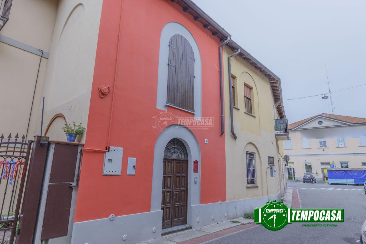 casa indipendente in vendita a Lacchiarella