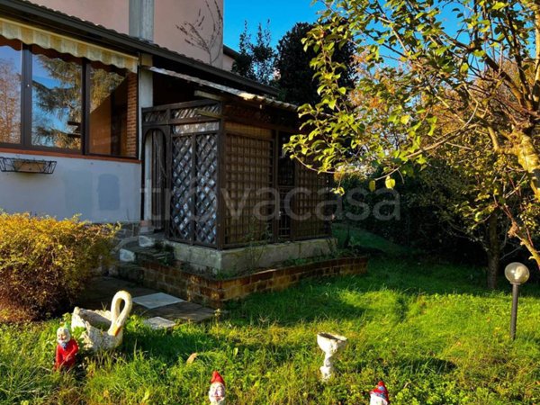 appartamento in vendita a Lacchiarella