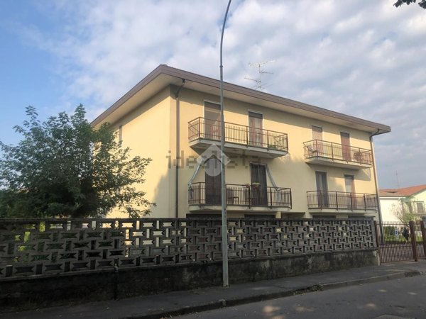 appartamento in vendita a Lacchiarella