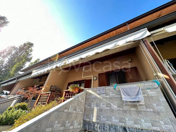 casa indipendente in vendita a Lacchiarella