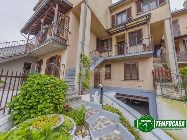 casa indipendente in vendita a Lacchiarella