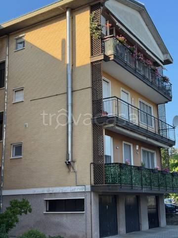 appartamento in vendita a Lacchiarella