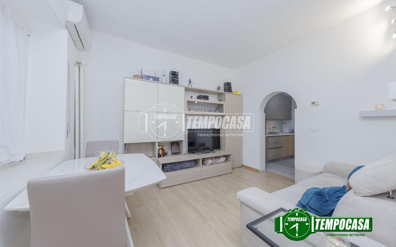 casa indipendente in vendita a Lacchiarella