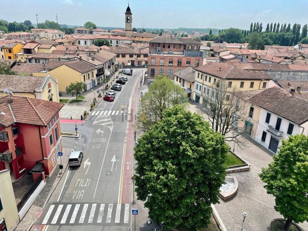 appartamento in vendita a Lacchiarella