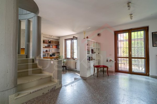 casa indipendente in vendita a Lacchiarella