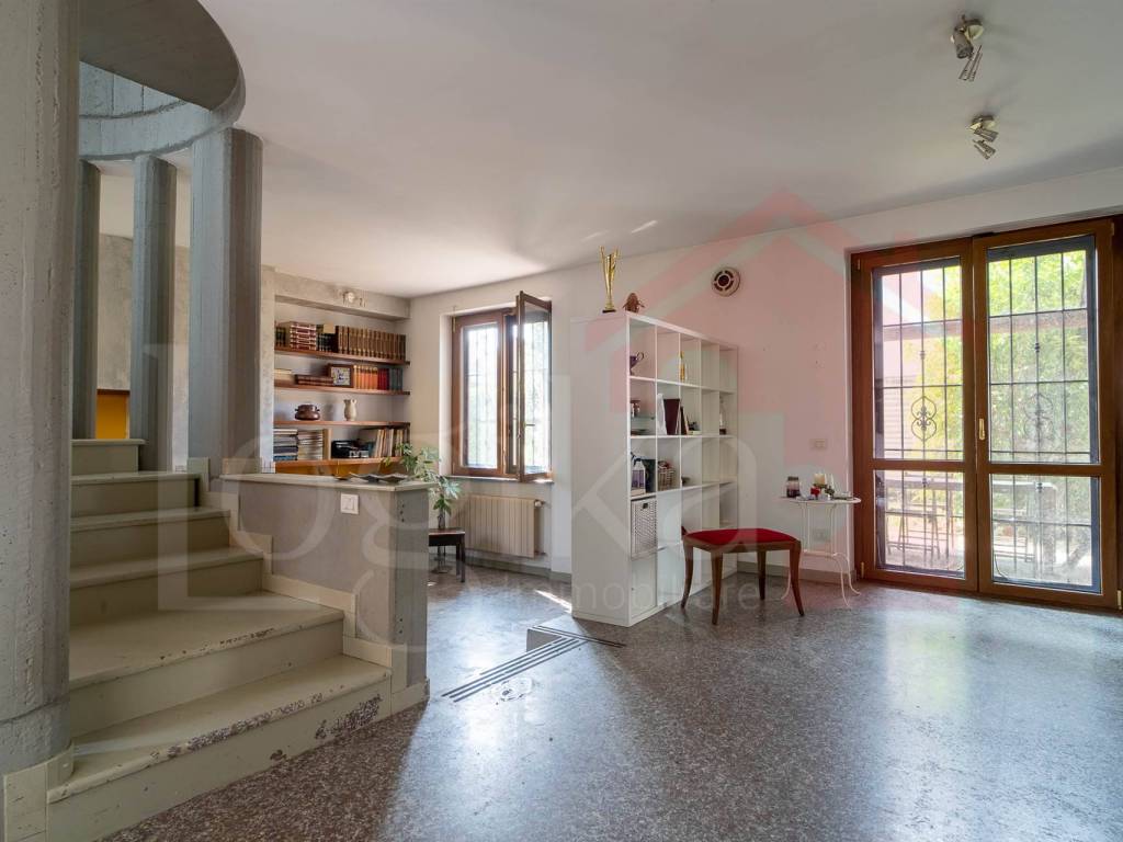 casa indipendente in vendita a Lacchiarella
