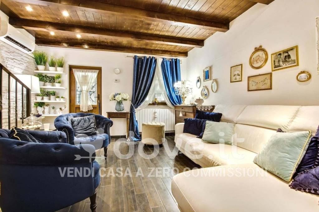 casa indipendente in vendita a Lacchiarella