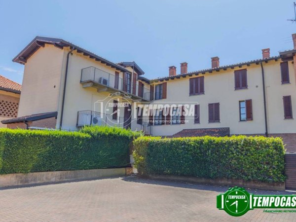 appartamento in vendita a Lacchiarella