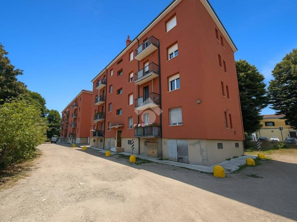 appartamento in vendita a Lacchiarella