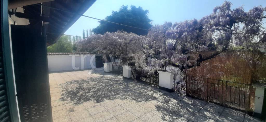 appartamento in vendita a Lacchiarella