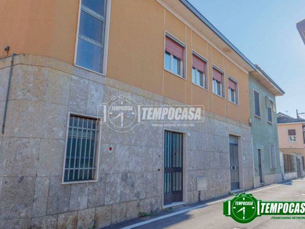 casa indipendente in vendita a Lacchiarella