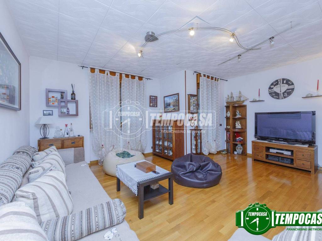 appartamento in vendita a Lacchiarella