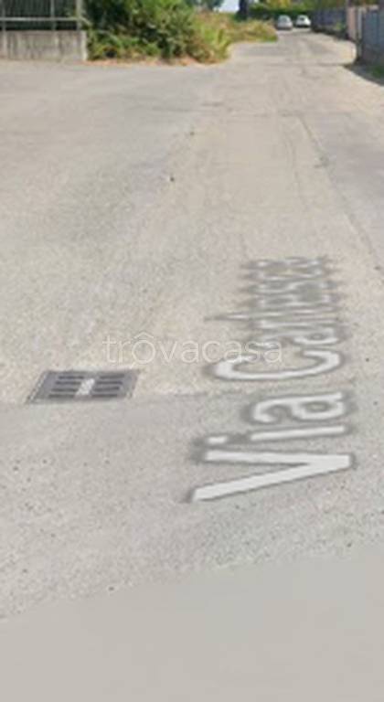 terreno edificabile in vendita a Lacchiarella