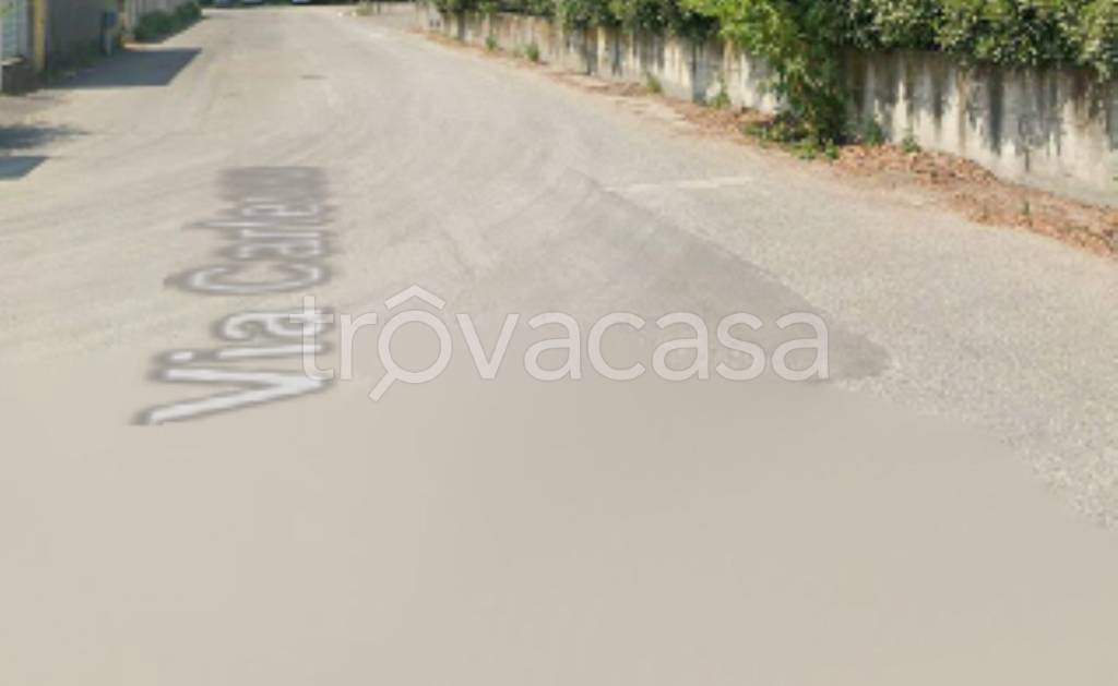 terreno edificabile in vendita a Lacchiarella