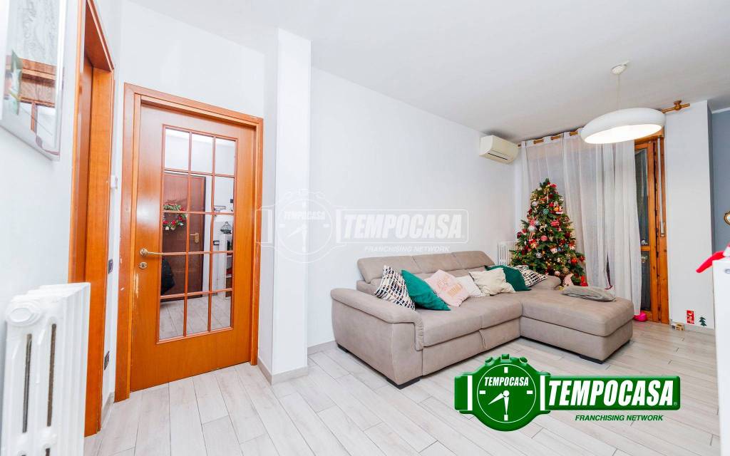 appartamento in vendita a Lacchiarella