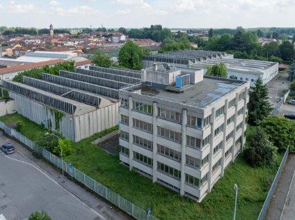 capannone in vendita a Lacchiarella