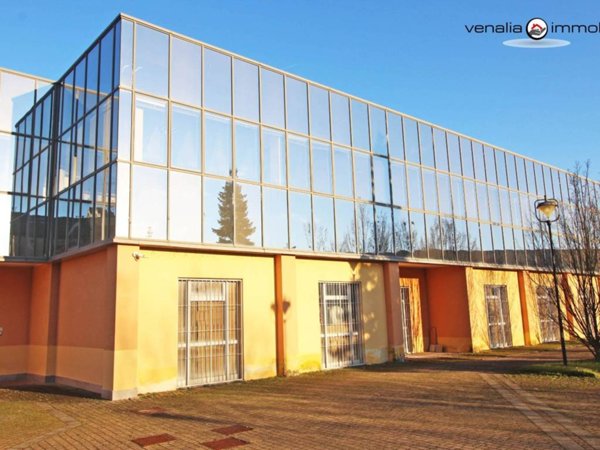 ufficio in vendita a Lacchiarella