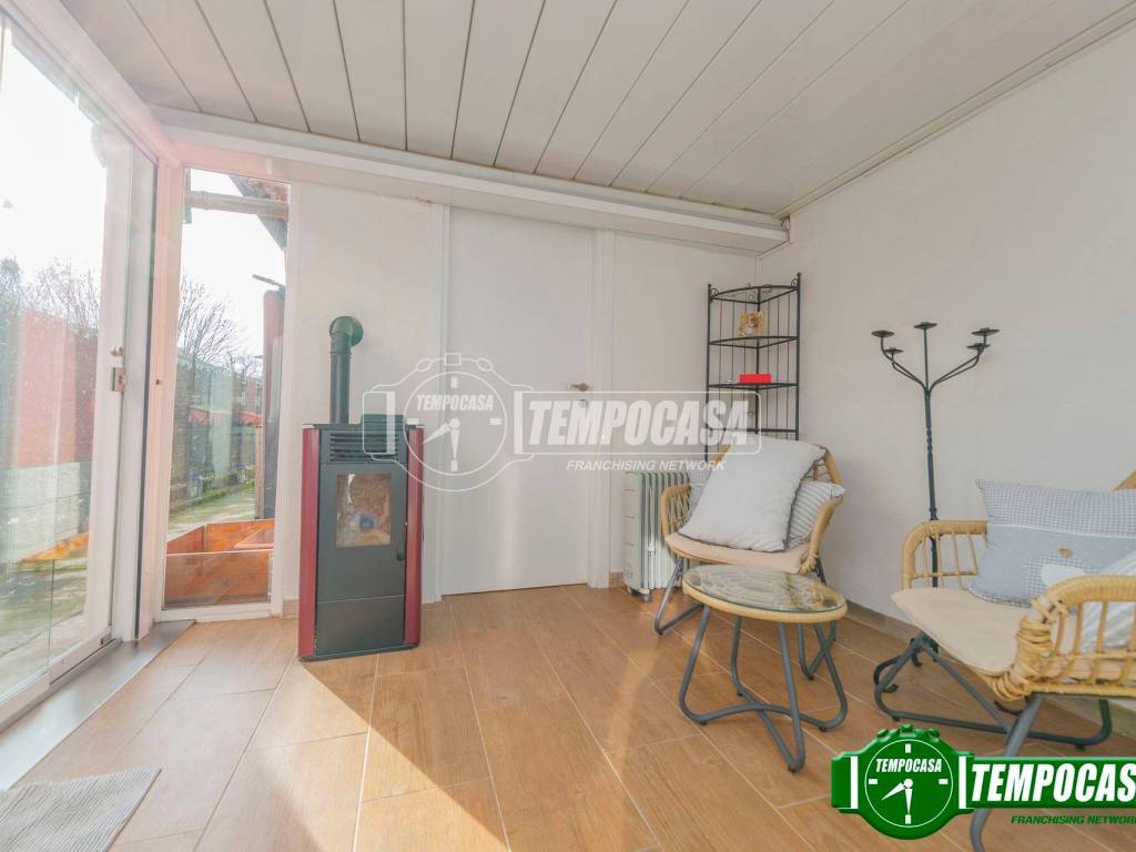 casa indipendente in vendita a Lacchiarella