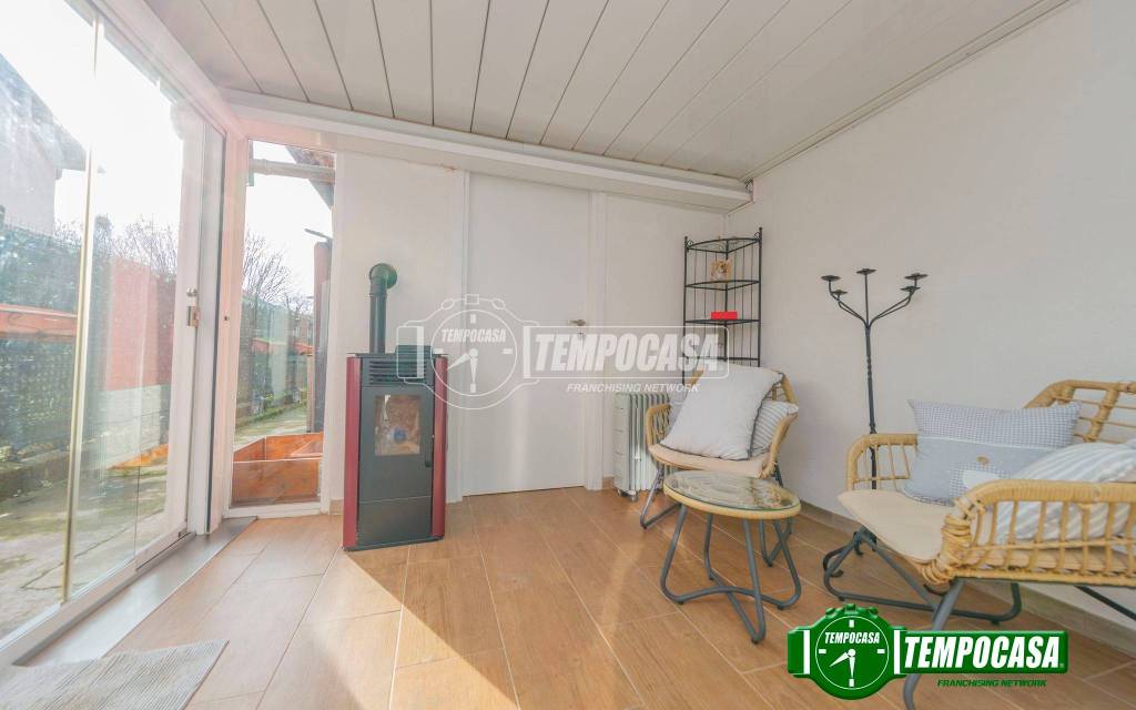 casa indipendente in vendita a Lacchiarella