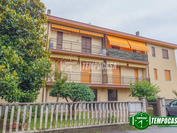 appartamento in vendita a Lacchiarella