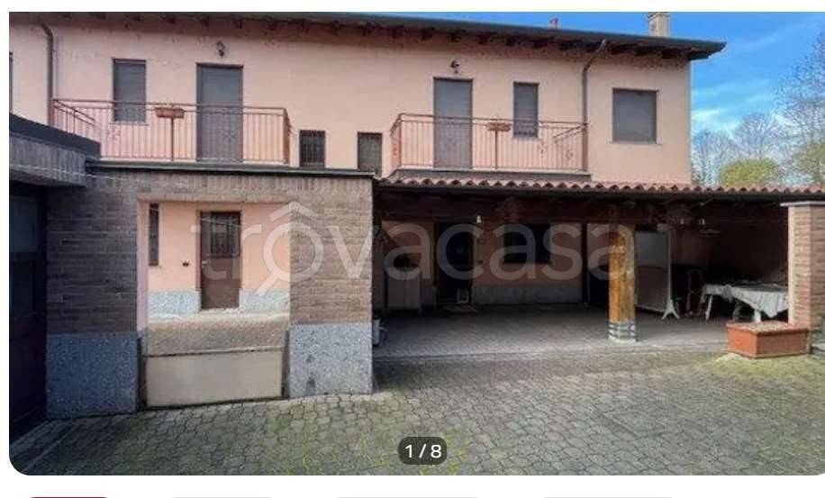 casa indipendente in vendita a Lacchiarella