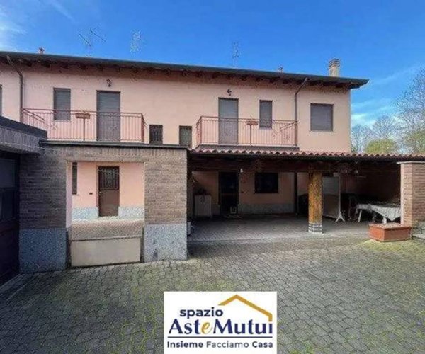 casa indipendente in vendita a Lacchiarella