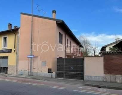 casa indipendente in vendita a Lacchiarella