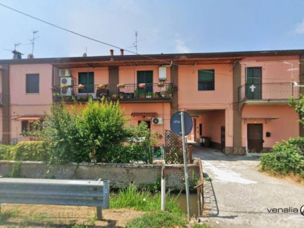 appartamento in vendita a Lacchiarella