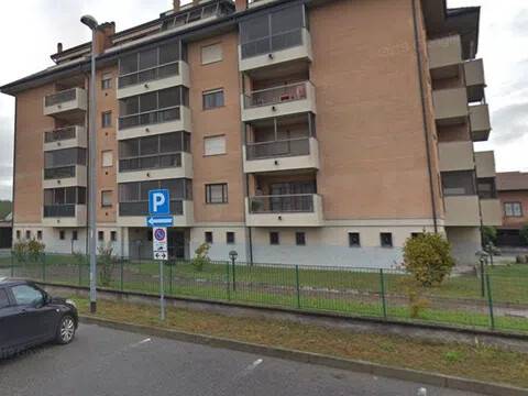 appartamento in vendita a Lacchiarella in zona Mettone