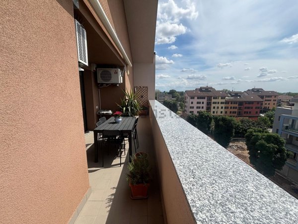 appartamento in vendita a Lacchiarella in zona Mettone