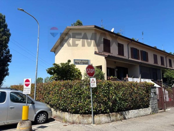 casa indipendente in vendita a Lacchiarella