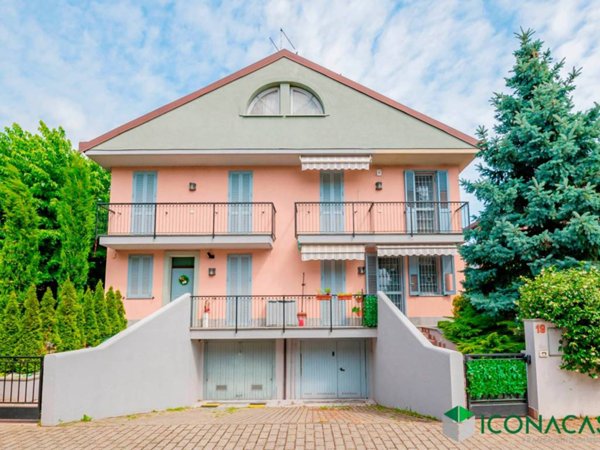 casa indipendente in vendita a Lacchiarella